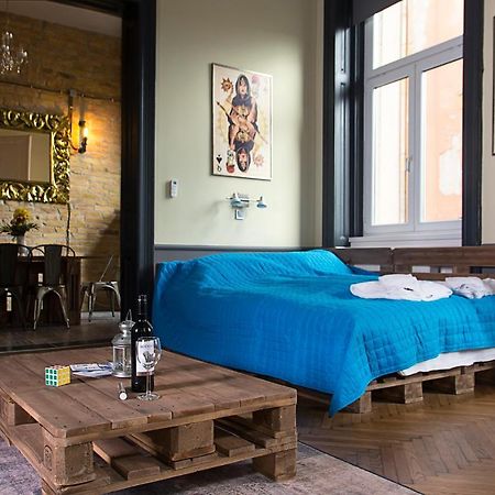 Walnuttree Loft Style Prestige Apartment Budapest Luaran gambar
