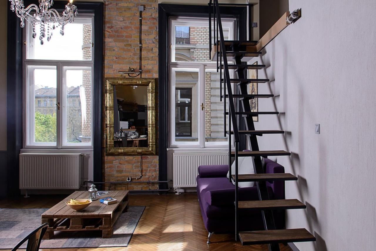 Walnuttree Loft Style Prestige Apartment Budapest Luaran gambar