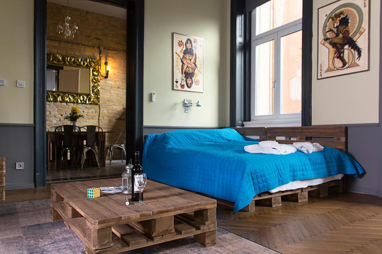 Walnuttree Loft Style Prestige Apartment Budapest Luaran gambar