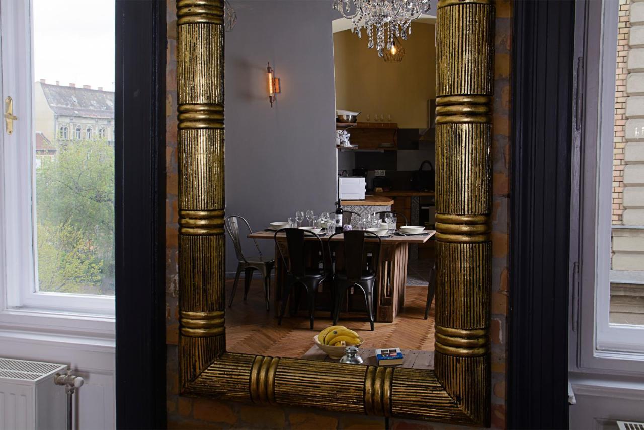 Walnuttree Loft Style Prestige Apartment Budapest Luaran gambar